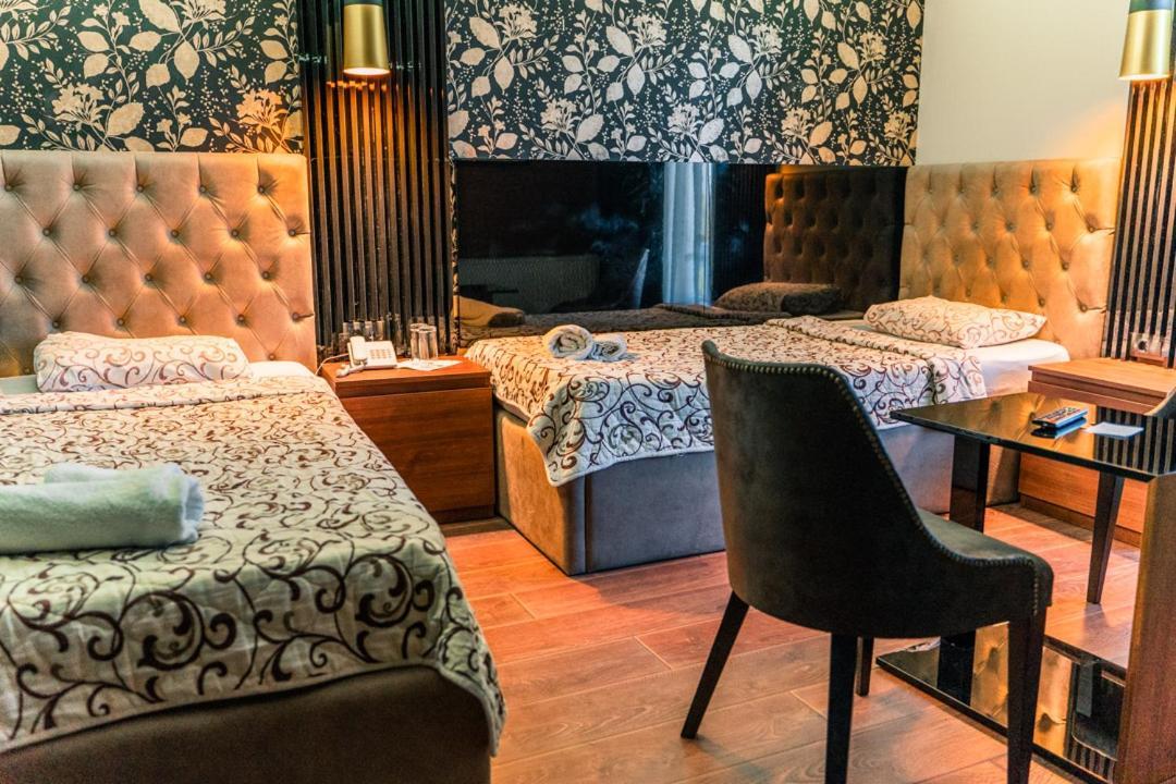 Ni Hotel Zeleni Vir מראה חיצוני תמונה
