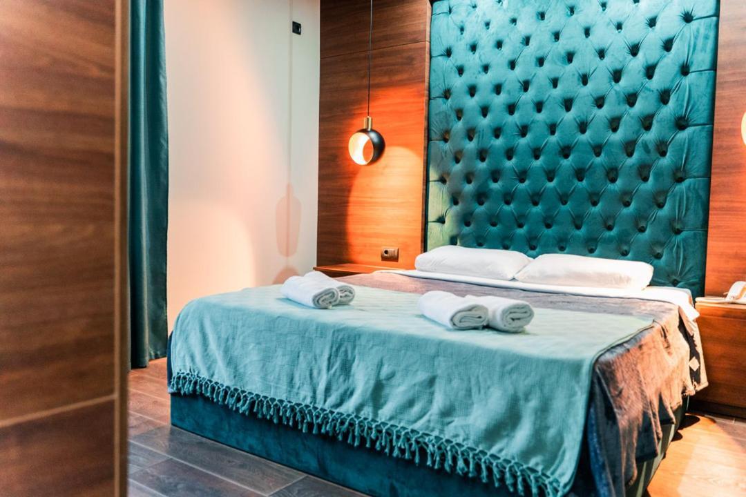 Ni Hotel Zeleni Vir מראה חיצוני תמונה