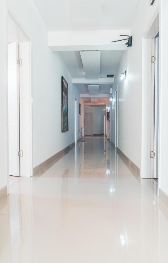 Ni Hotel Zeleni Vir מראה חיצוני תמונה