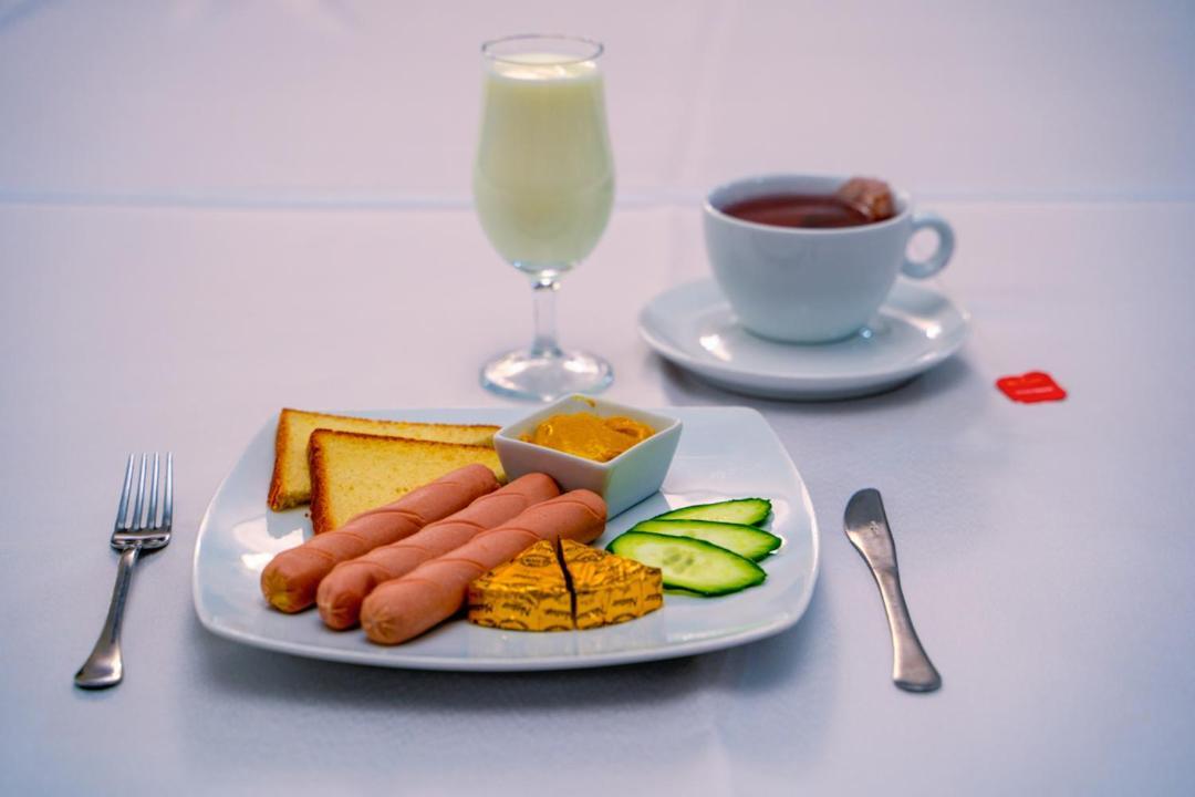Ni Hotel Zeleni Vir מראה חיצוני תמונה