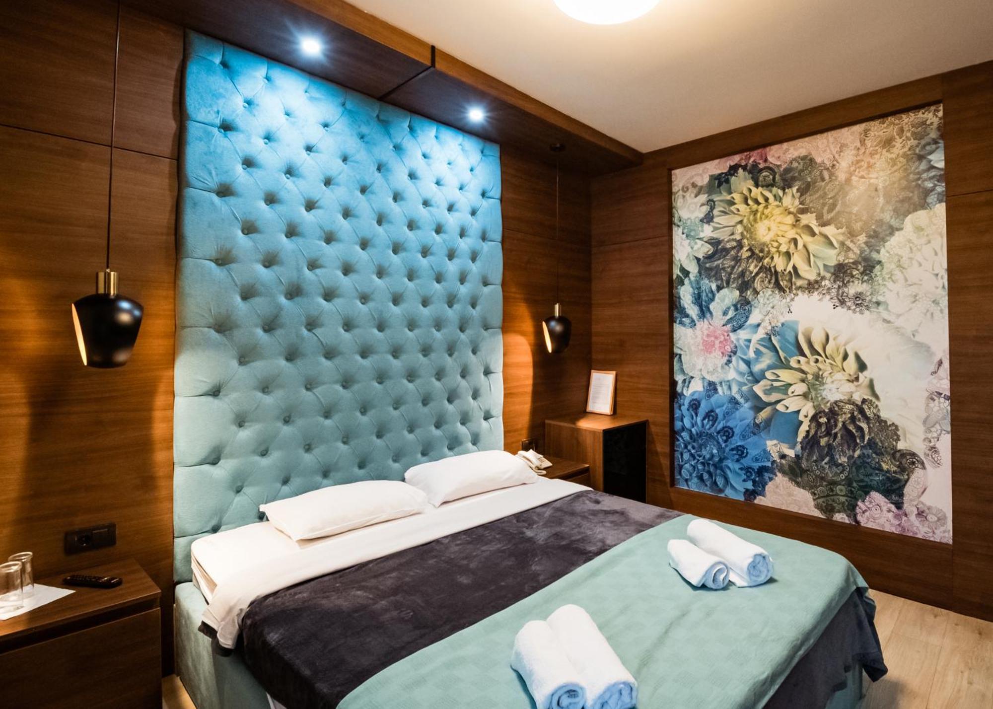 Ni Hotel Zeleni Vir מראה חיצוני תמונה