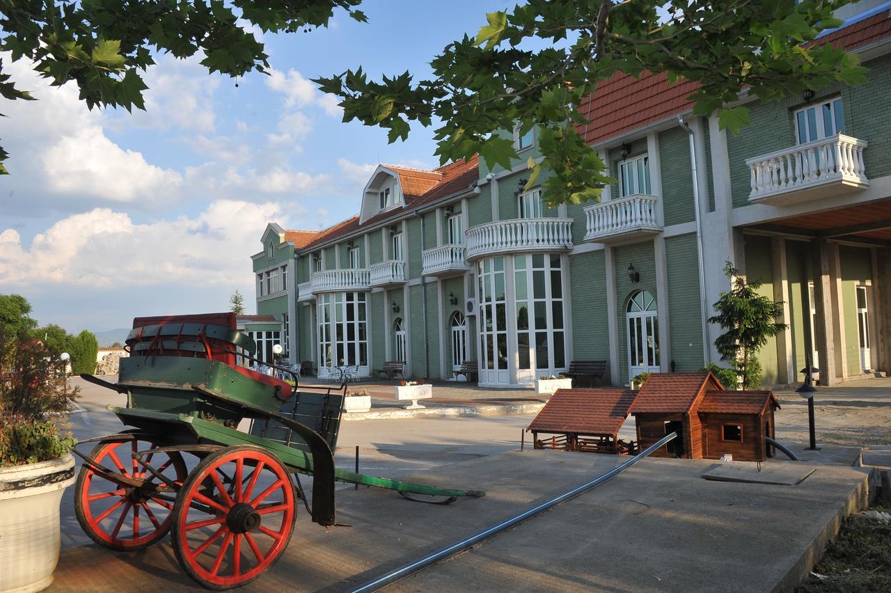 Ni Hotel Zeleni Vir מראה חיצוני תמונה