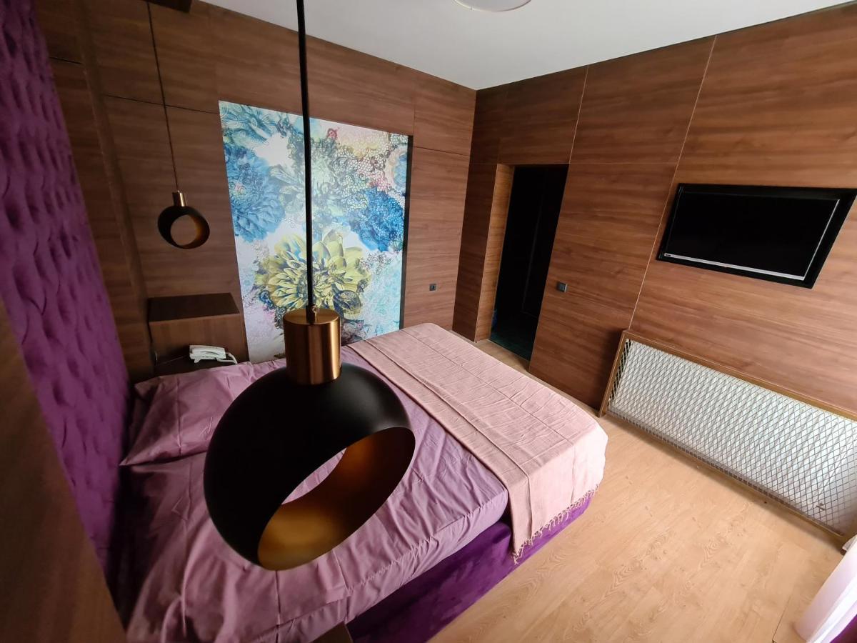 Ni Hotel Zeleni Vir מראה חיצוני תמונה